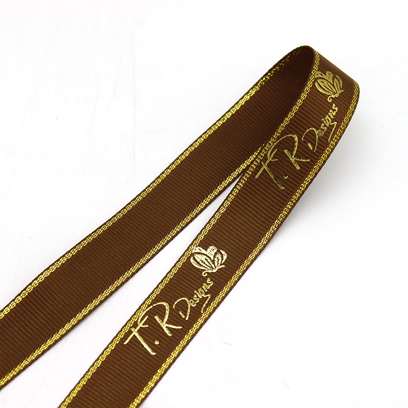 ruban de satin feuille d'or